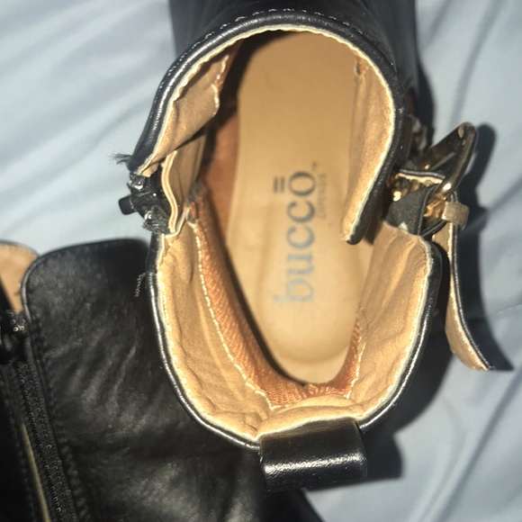 Bucco Black Leather Buckle Ankle Boots sz 7 Beatle - Picture 4 of 5